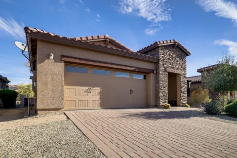 Luxe 55-Plus Retreat 4 Mi to Golf Club of Estrella House in Goodyear