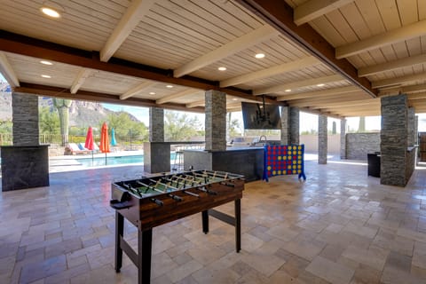 Superstition Mtn Estate! Luxe Pool & Rooftop Deck House in Apache Junction