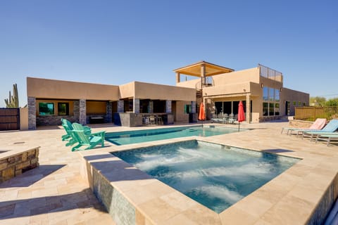 Superstition Mtn Estate! Luxe Pool & Rooftop Deck House in Apache Junction