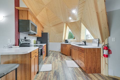 Unique Dome Home in Menomonie: 2 Mi to Main St! House in Menomonie