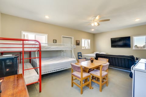 Ozarks Studio on a Working Farm: Hike, Fish, Relax Apartment in Ozark Mountains