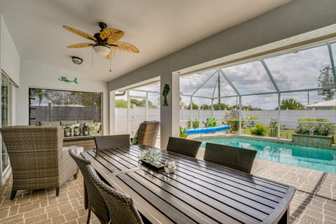 Cape Coral Family Home w/ Heated Pool House in Cape Coral