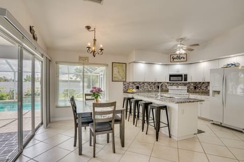 Cape Coral Family Home w/ Heated Pool House in Cape Coral
