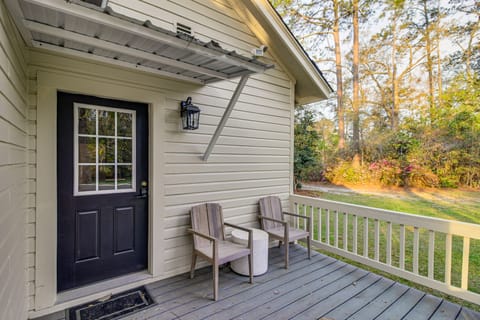 9 Mi to Georgia Southern University: Family Escape House in South Carolina