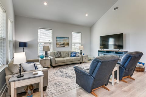 West End Galveston Beach House: Pool & Pier Access House in Galveston Island