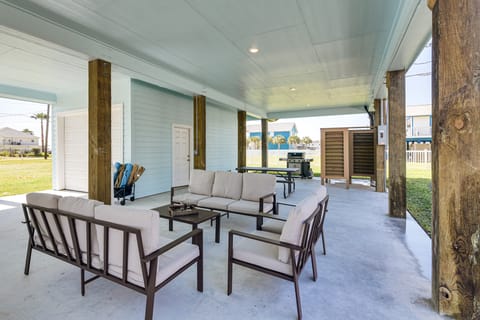 West End Galveston Beach House: Pool & Pier Access House in Galveston Island