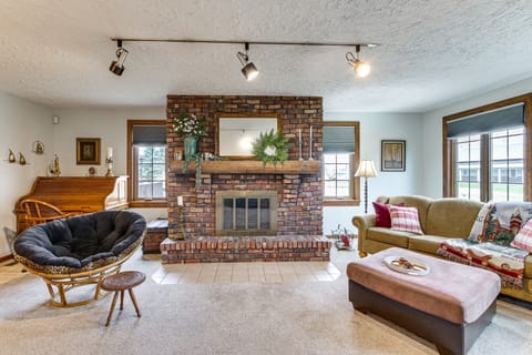 Fun w/ Family! Peaceful Countryside Tiffin Retreat House in Ohio