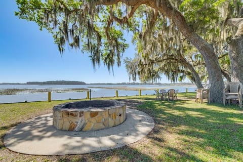 Paddle, Fish & Swim! Hernando Lake Cabin House in Hernando