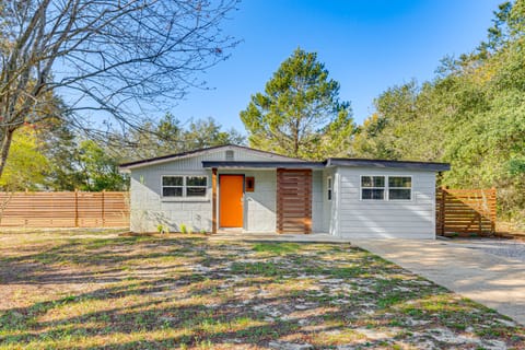 Private Patio + Yard: Orange Door Retreat House in Pensacola Beach