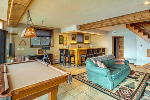 Sauna & Pool Table: Family Home on Lake Chicagon House in Wisconsin