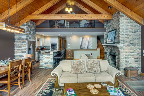 Sauna & Pool Table: Family Home on Lake Chicagon House in Wisconsin