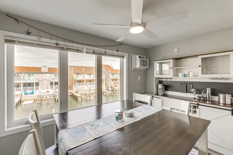 Bayside Waterfront Retreat in Ocean City! Apartment in Ocean City