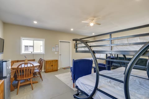 Ozark Mountain Launchpad! Cabin w/ Fishing On-Site Apartment in Ozark Mountains