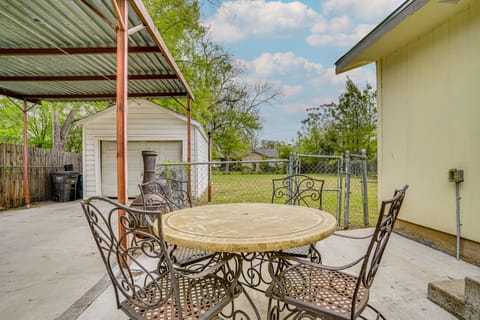 Family + Pet Friendly: Fort Worth Home Near TCU! House in Fort Worth
