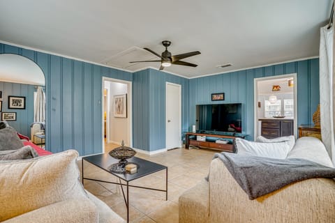 Family + Pet Friendly: Fort Worth Home Near TCU! House in Fort Worth