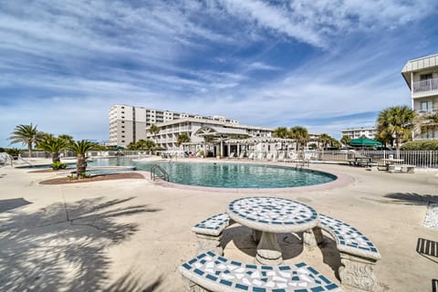 Steps to Ocean! Family Gulf Shores Escape w/ Patio Apartment in Alabama