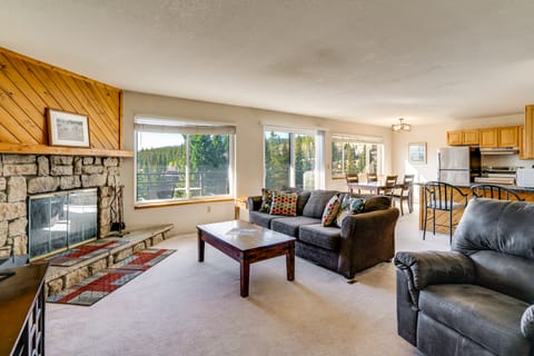 Steps to Buffalo Mtn Trail! Condo w/ Pool Access Apartment in Wildernest