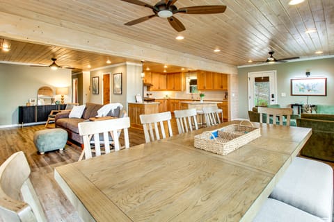 Bring Your Boat! Waterfront Stay on Tims Ford Lake House in Tennessee