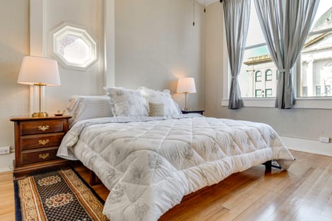 Historic Lebanon Gem: Central Walkable Location! Apartment in Indiana