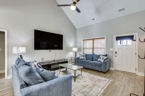 Traveling Professionals Welcome! Cozy Athens Home House in Wheeler Lake