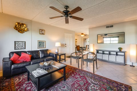 Pool Access & Private Patio! Prime Arcadia Condo Apartment in Paradise Valley