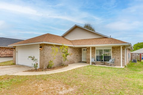 ADA Friendly! Convenient Family Home in Pensacola House in Bellview