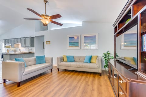 ADA Friendly! Convenient Family Home in Pensacola House in Bellview