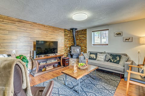 < 1 Mi to Grindstone Lake! All-Season Family Haven House in Ruidoso