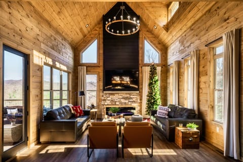Luxurious Living Space during the Holiday Season