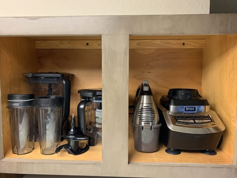 First Floor, Kitchen
A lot of equipment to bake & cook your favorite meals!
