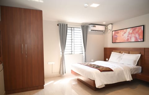 Deluxe Suite | Free WiFi