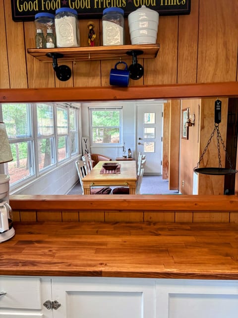 Kitchen pass through