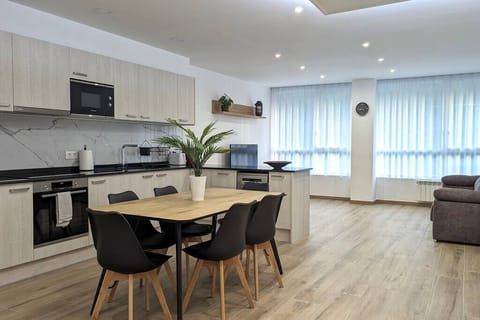 Kitchen, living room
