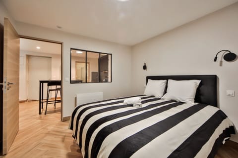 Classic Room (49 G) | Iron/ironing board, free WiFi