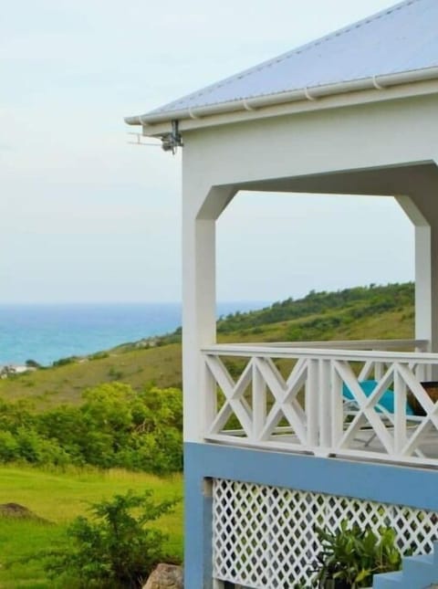 Direct view of the Atlantic Ocean