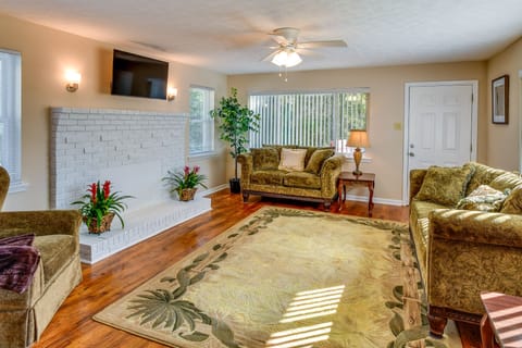 Tuskegee Vacation Rental | 4BR | 2BA | 2,000 Sq Ft