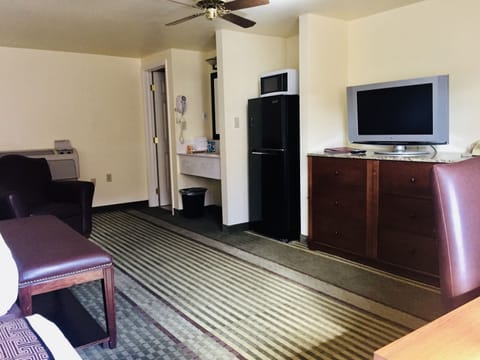 Standard Room, 2 Queen Beds | Living room | TV