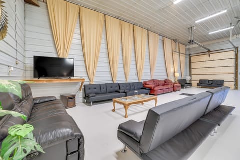 Apartment (0 Bedroom) | Interior