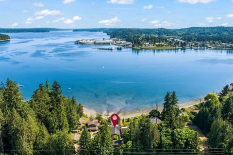 Unobstructed views of the water and Navy base.