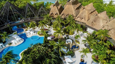 5 outdoor pools, cabanas (surcharge), pool umbrellas