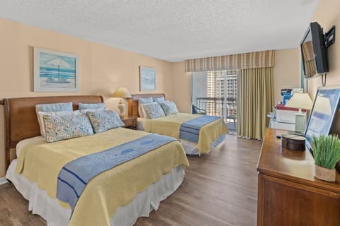 Queens in Bedroom