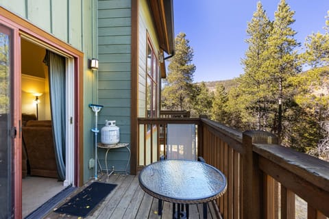 Townhome, 3 Bedrooms | Balcony