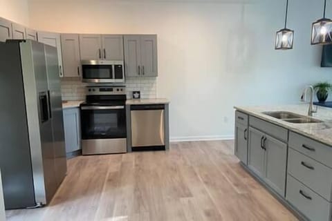 9fb01921 0a4a 42a8 8de2 fa8136d086a7