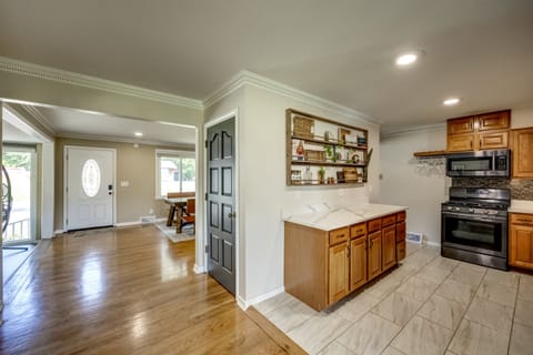 Modern Quartz Countertops in the Kitchen