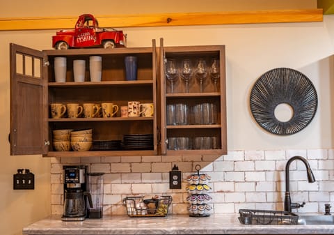 Fully loaded kitchen