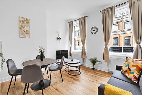 Apartment | Living room