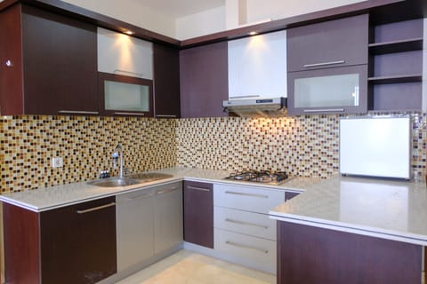 Apartment | Private kitchen | Full-size fridge, stovetop