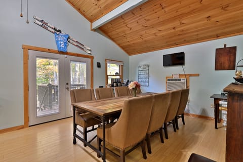 Main Floor Dining Area