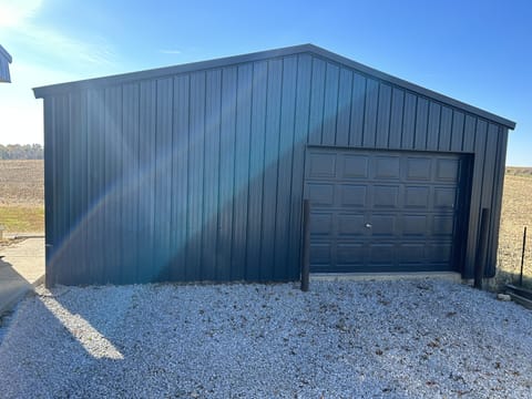 Pole Barn/ Garage