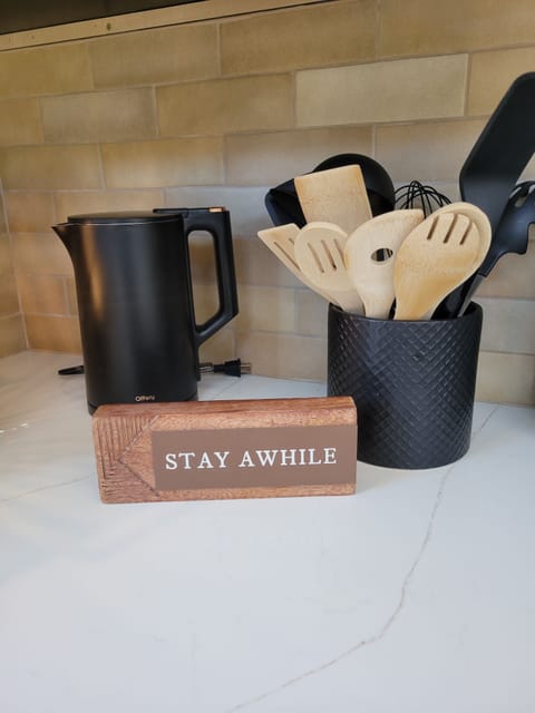 The kitchen space is equipped with everything you need. 